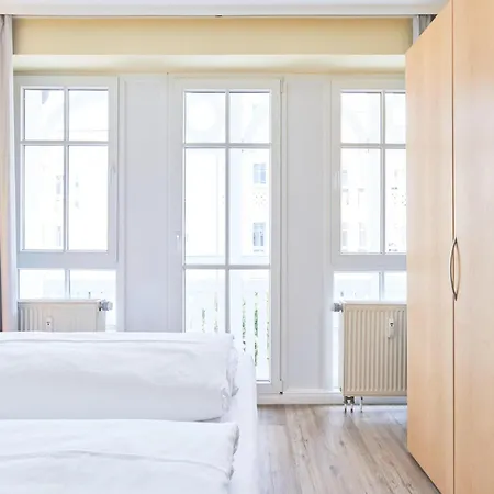 Moderne Mit Grossem Balkon Im Seepark * Sellin (Rugen)