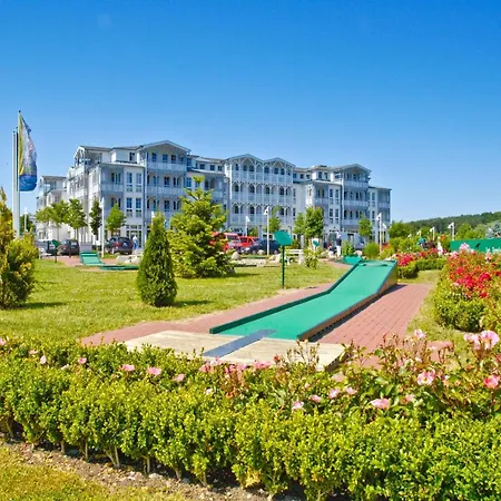 Moderne Mit Grossem Balkon Im Seepark * ゼリン